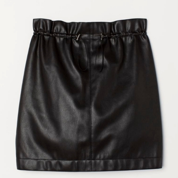 H&M Faux Leather paperbag waist skirt toggle draw string waist size 4 nwt - Picture 1 of 5
